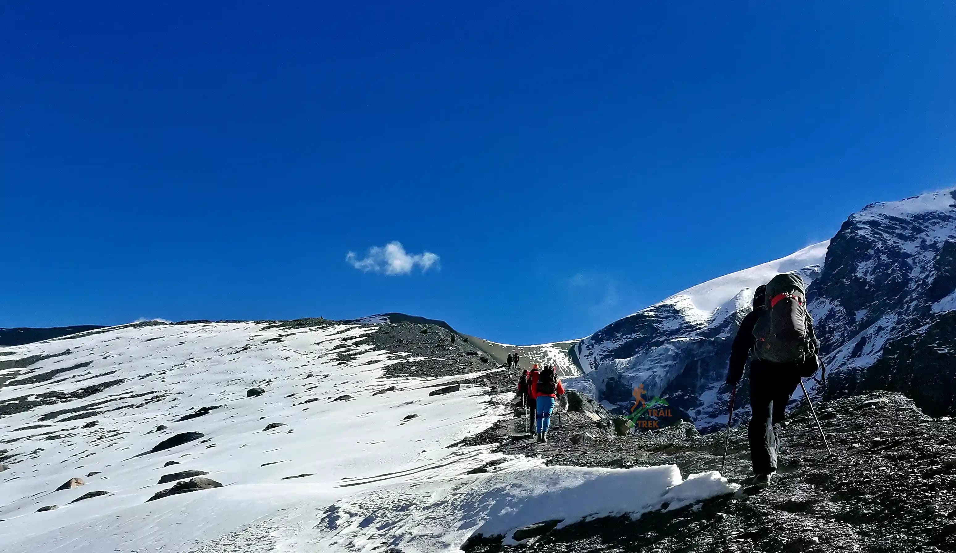 passing french pass of Dhaulagiri circuit trek